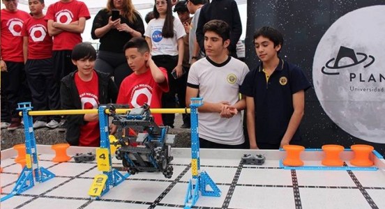 Grupo de robótica de American British School destaca en VEX Robotics 2018