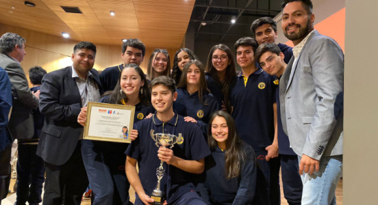 Destacada participación en Torneo de Debate Explora-Conicyt