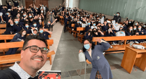 Escritor Michael Rivera Marín visita nuestro colegio📖📚