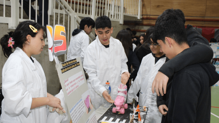 FERIA CIENTIFICA SEDE CENTRAL AMERICAN BRITISH 2024 (10)