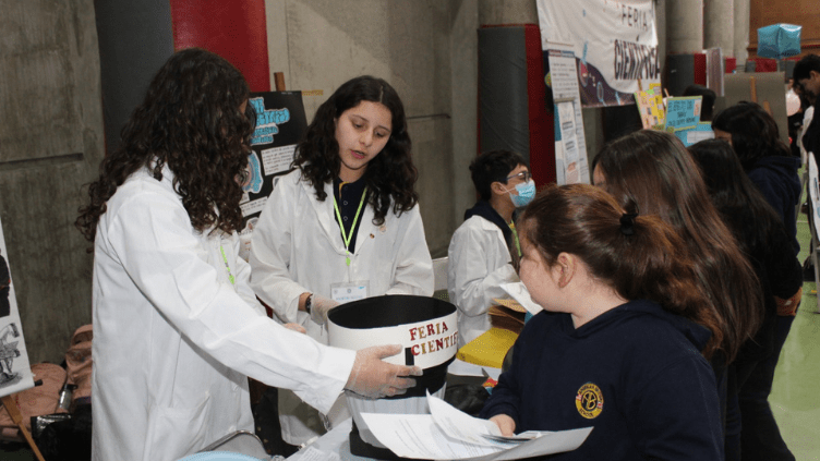 FERIA CIENTIFICA SEDES ALICAHUE & SANTA IRENE AMERICAN BRITISH 2024 (9)